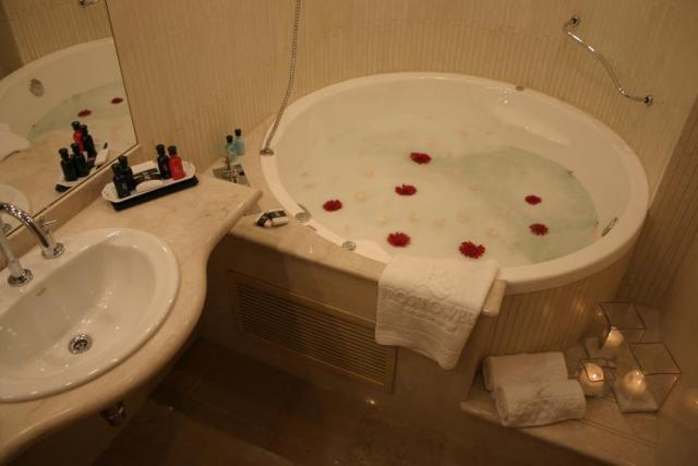 Ros Tower Hotel Spa & Convention Center  | Casamientos Online