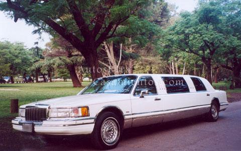 Limousina Lincoln L N blanca | Casamientos Online