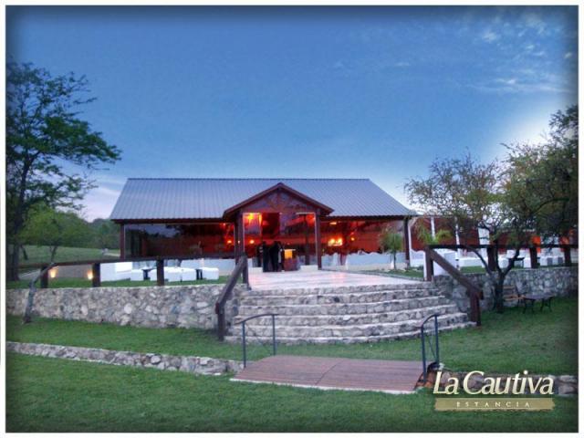 Estancia La Cautiva | Casamientos Online