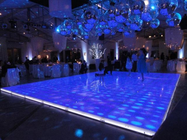 Pista de 6 x 8 | Casamientos Online