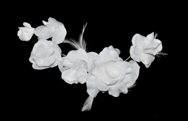 Tocado flores blancas | Casamientos Online