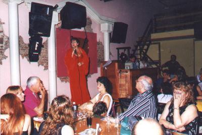 Bárbara Luján - Cantante (Shows musicales)