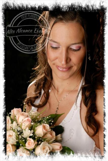 Alto Alcance Eventos (Maquillaje) | Casamientos Online
