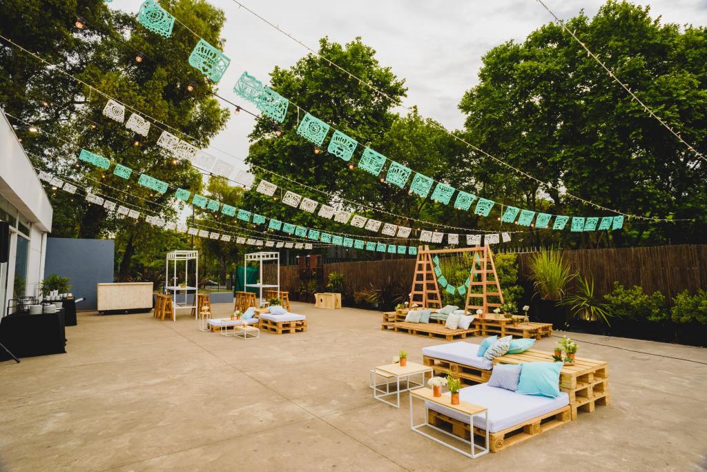 5500 Figueroa (Salones de Fiesta)