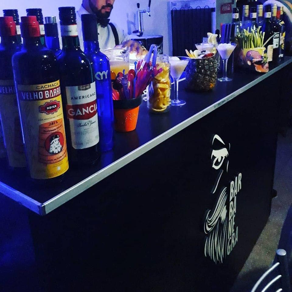 Barba Negra Barra Móvil (Bebidas y Barras de Tragos)