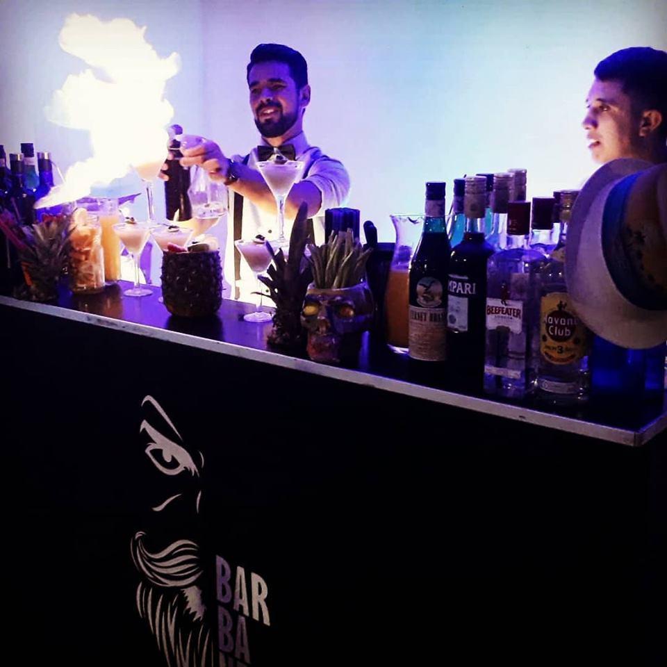 Barba Negra Barra Móvil (Bebidas y Barras de Tragos)