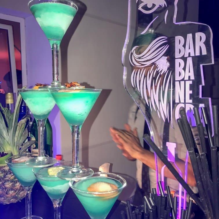 Barba Negra Barra Móvil (Bebidas y Barras de Tragos)