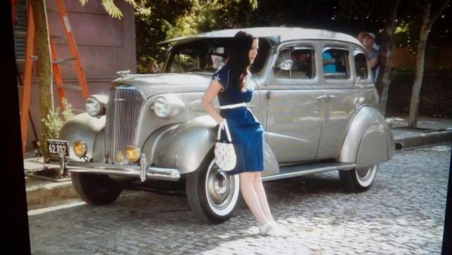 Golden Car (Autos para casamientos) | Casamientos Online