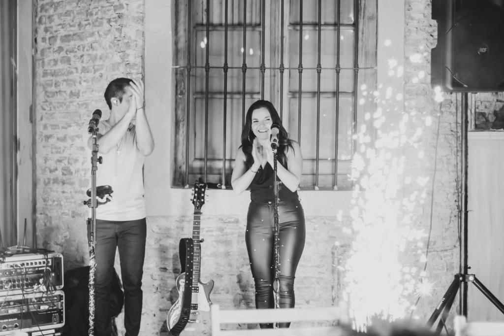 Son bye (Músicos y Shows)