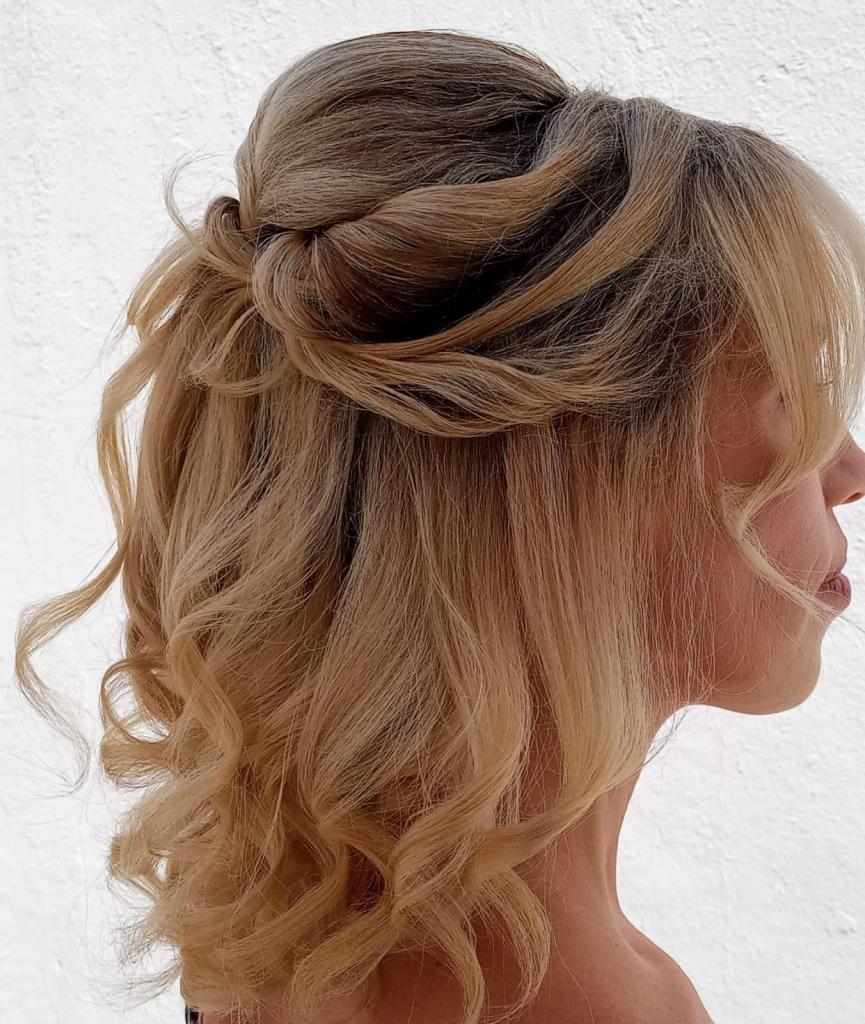 Ana de Casal (Maquillaje y Peinados)