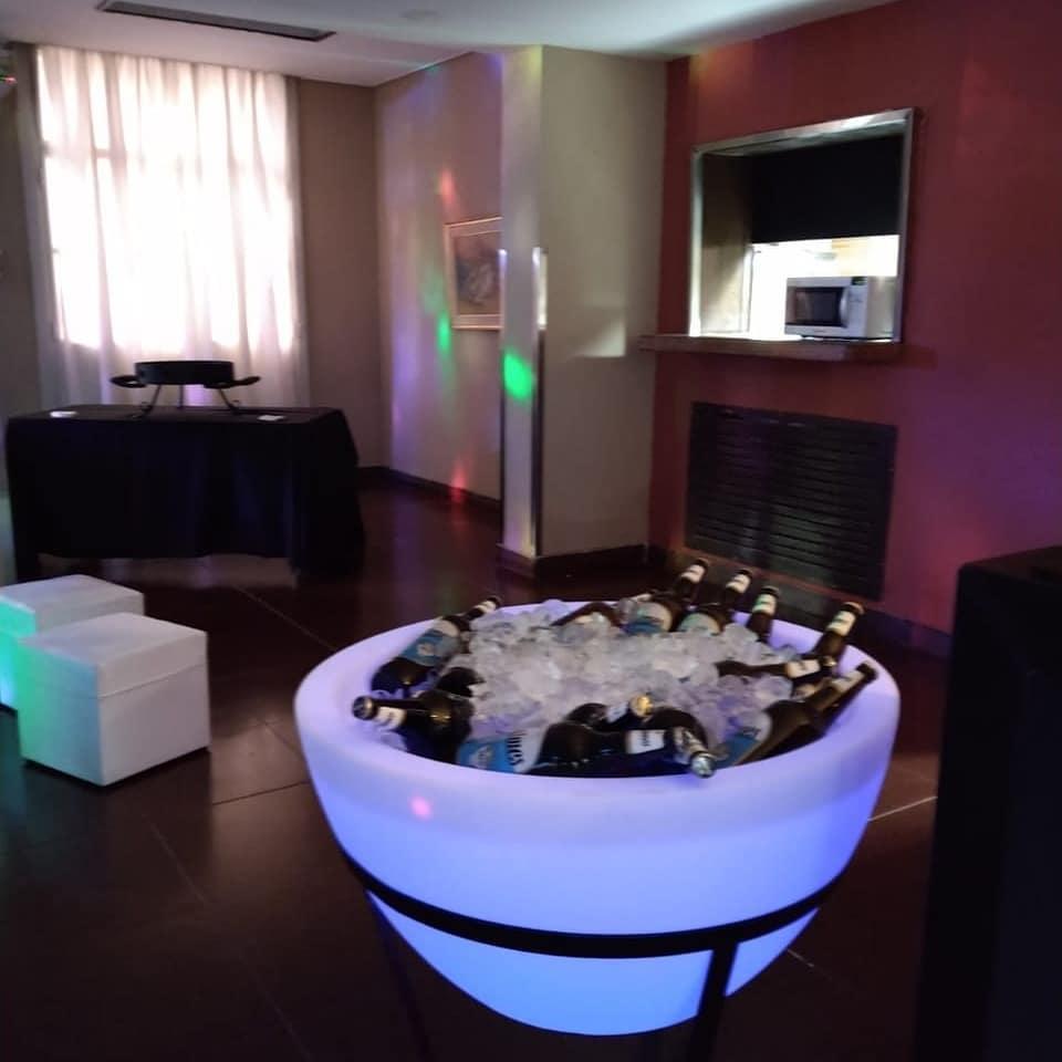 Montenegro producciones - Bebidas y Barras de tragos (Bebidas y Barras de Tragos)