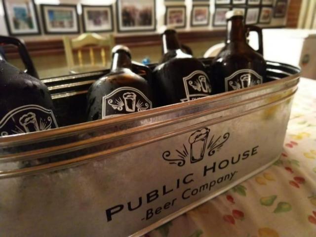 Public House -Beer Company- (Bebidas y Barras de Tragos)