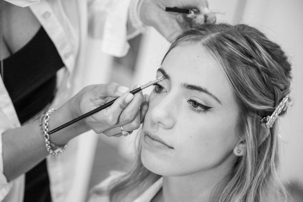 Sonia Ojeda Martínez - Maquillaje y Peinado Profesional (Maquillaje y Peinados)