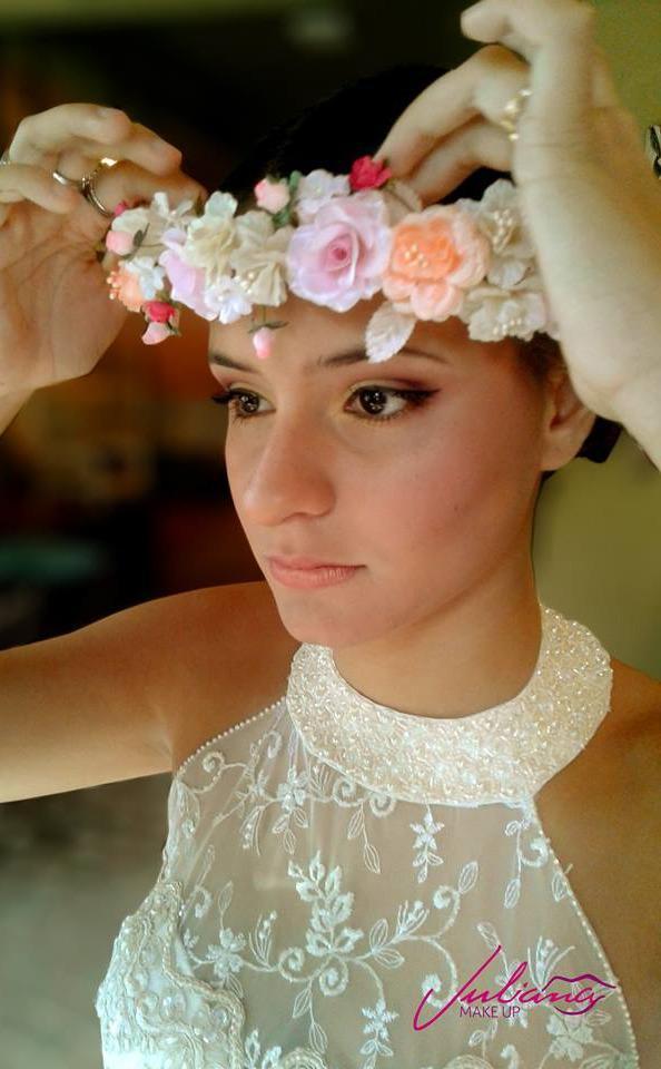 Juliana Make Up (Maquillaje y Peinados)